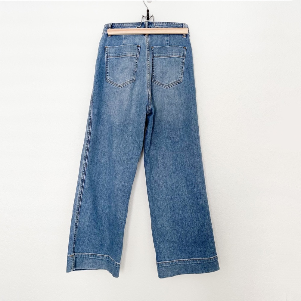 GAP Wide Leg Flare Jeans in Medium Blue - Picture 6 of 6
